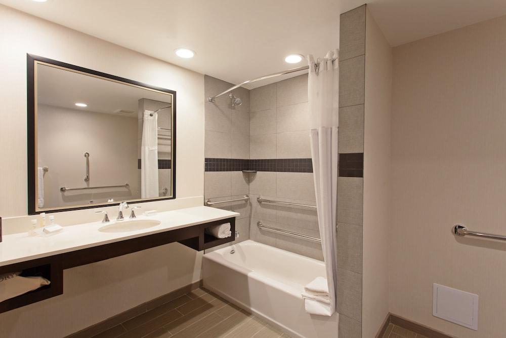 Hilton Garden Inn Irvine/Orange County Airport Ngoại thất bức ảnh